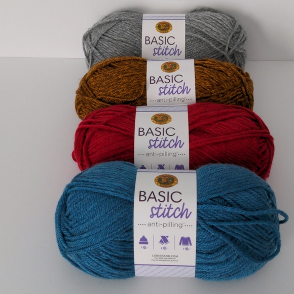 Lion Brand Other - Basic Stitch Anti-Pilling Yarn